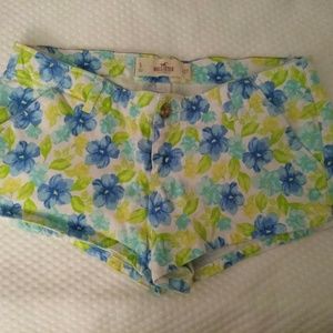 Hollister short sz 5 / 27
